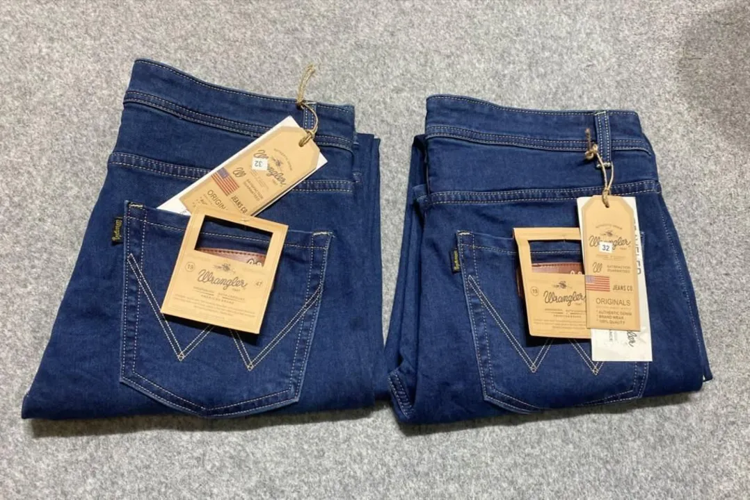 Men's Jeans uploaded by Mishika Enterprises on 8/9/2023