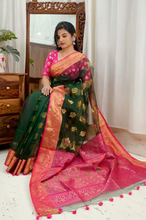Product uploaded by Sujata saree cantre on 8/9/2023