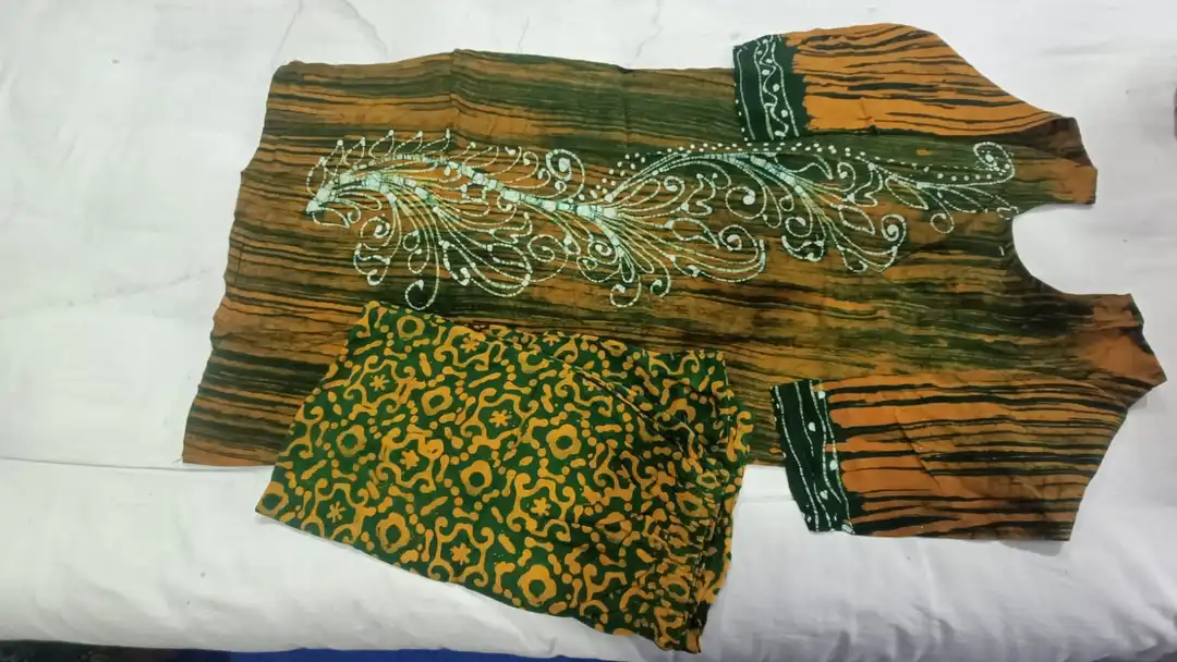 Kurti plazoo set reyon fabric.  uploaded by Sajida batik on 8/9/2023