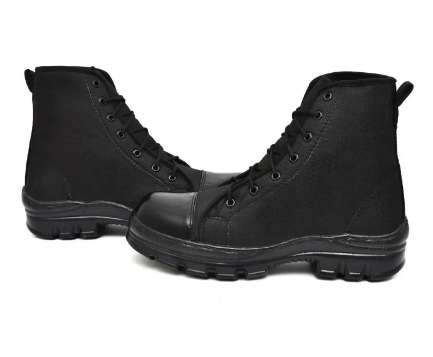 Black jungle boot  uploaded by business on 8/9/2023