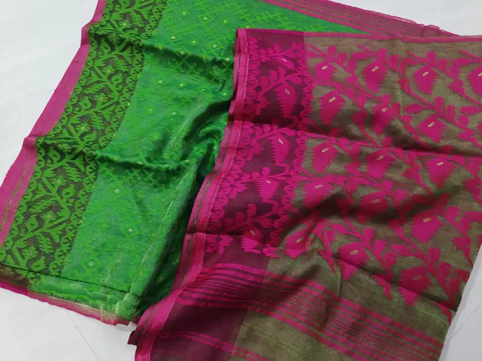 Pure Dhakai Jamdhani Allover Saree

 uploaded by BD Textile on 8/9/2023