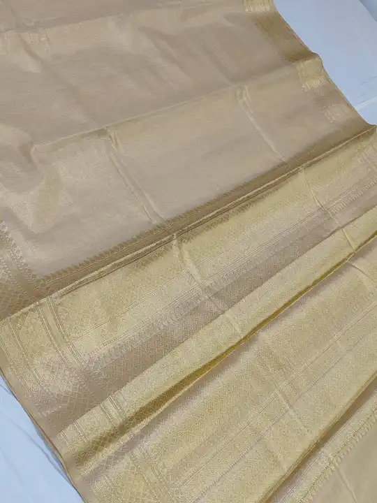*🥰Border-Pallu Saree🥰*

*Dual Zari Cotton Tissue*

*Awesome Quality*

*Ultimate Soft fabric*

*MRP uploaded by SHAMEEMA SAREES on 8/10/2023