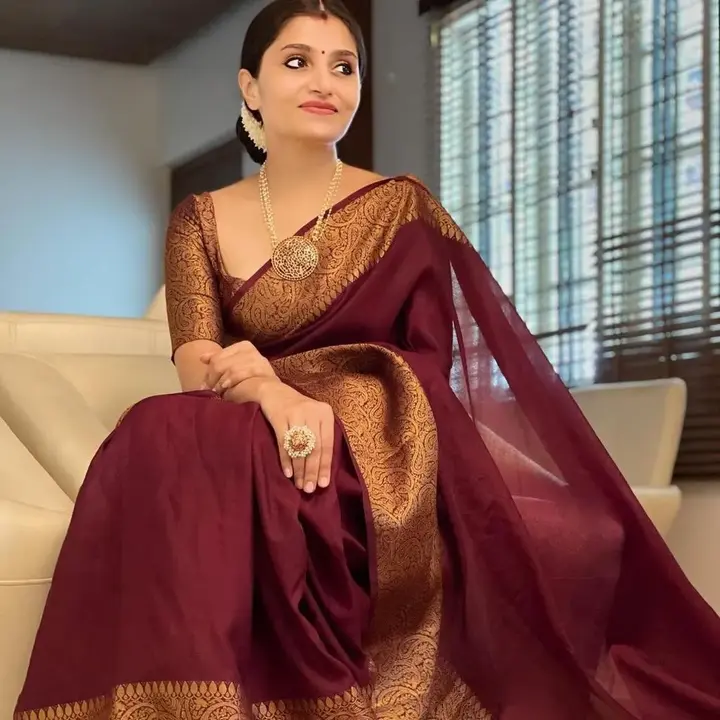 Saree  uploaded by business on 8/10/2023