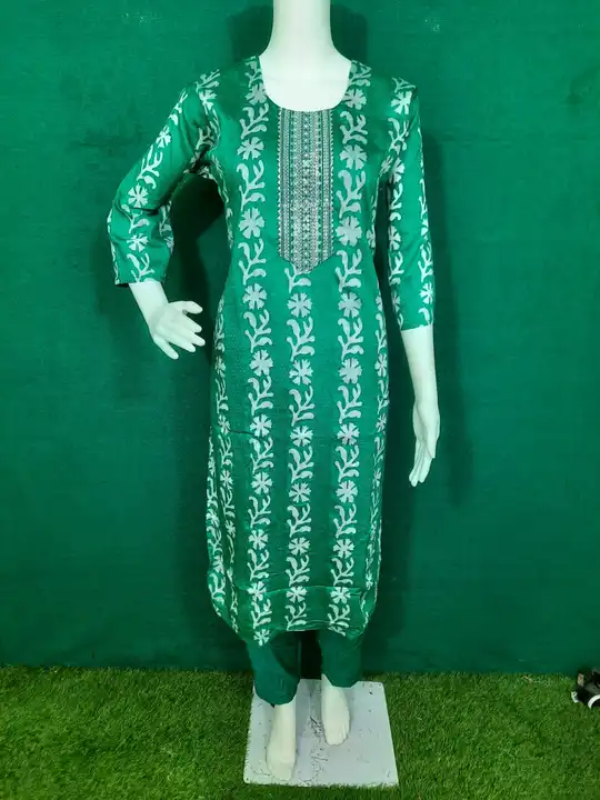 Post image 2 piece set in chanderi 

Size :- xl, xxl
Fabric :- Chanderi Silk
Kurti Length :- 44"
Pant Length :- 38"(With Pocket &amp; Miyani)

With full astar in kurti and pant