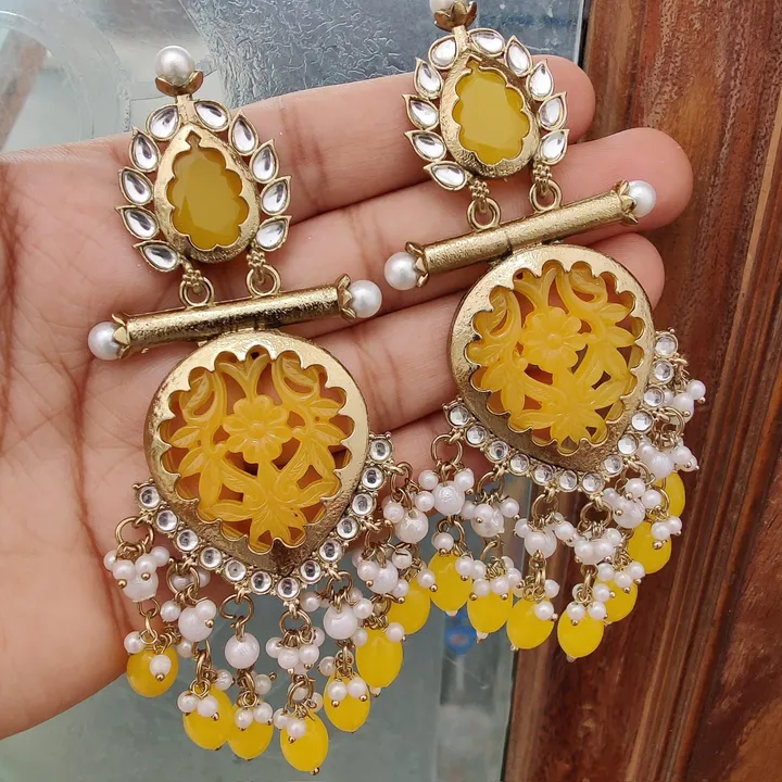 Beautifully Premium Quality Big Size Trending Kundan Earings
  uploaded by Jewelery outlet on 8/11/2023
