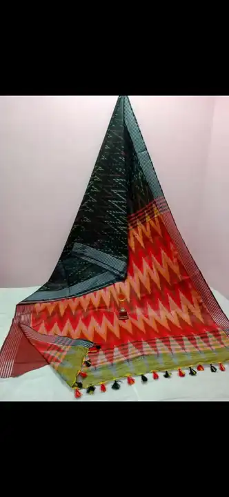 Handloom saree uploaded by business on 8/11/2023