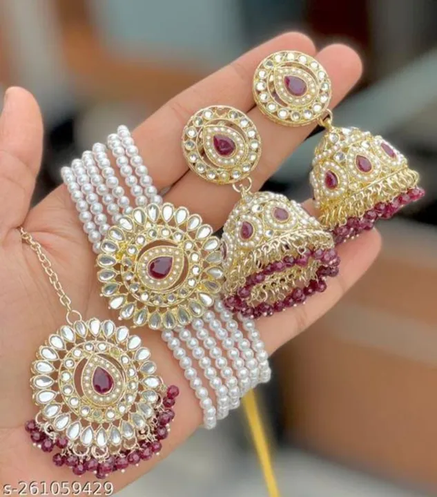 Beautiful choker set
Premium quality
With jhumki and tikka
 uploaded by Jewelery outlet on 8/12/2023