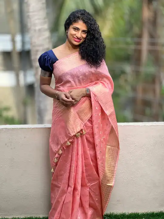 *BHAGALPURI ATTRACTIVE SILK LINEN SAREE*
        👆👆👆👆👆👆
MATERIAL : SILK LINEN MATERIAL

SIZE : uploaded by Weavers gallery on 8/12/2023