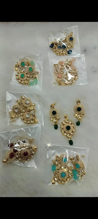 Kundan sets uploaded by PS_Jewellery_Wholesaler on 8/13/2023