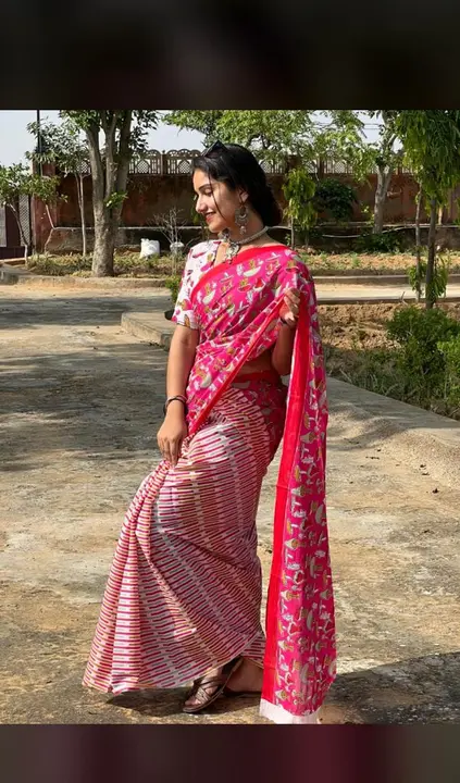 🥻New arrival🥻
 *Linen saree* 
Hand block print
All saree with same blouse 
Saree lenght  5.50
Blou uploaded by Saiba hand block on 8/13/2023