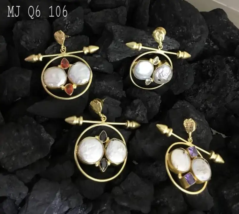  antic earing uploaded by T.P jewellery gold& Silver on 8/13/2023