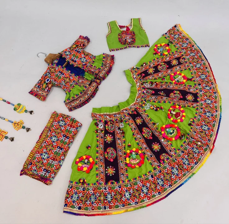 Kids Lehenga choli uploaded by Adiyogi enterprise on 8/13/2023