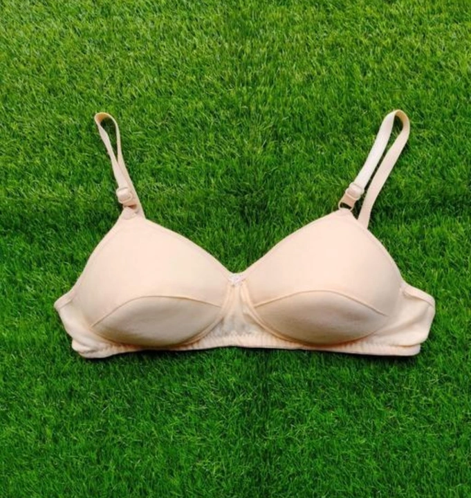 Padded Bra with Seams uploaded by business on 8/13/2023