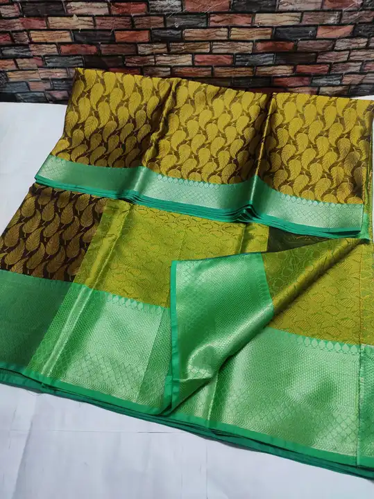 Manufacturing sarees Banarasi kora Sami tanchui and wholesalers  uploaded by Arbaz sarees manufacturer  on 8/14/2023