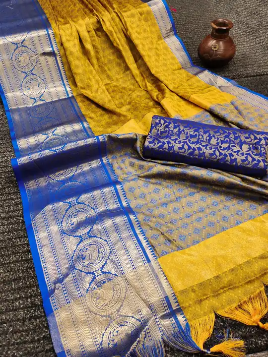 RF SAREE  uploaded by business on 8/14/2023