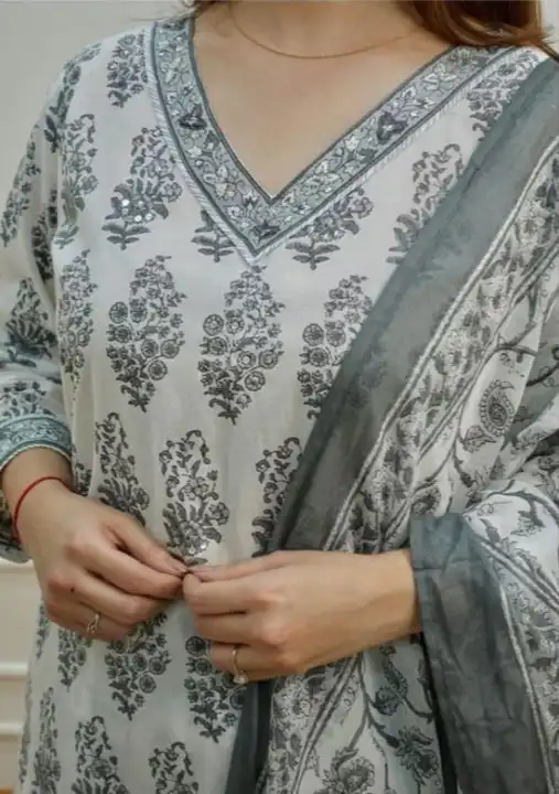 Kurti with pent and dupatta  uploaded by PANIHARI COLLECTION CENTRE on 8/14/2023
