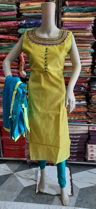Dress uploaded by business on 8/15/2023