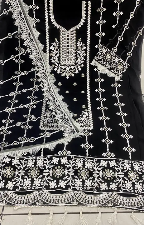 Pakistani Georgette salwar suit dupatta material  uploaded by Jay ambe tex on 8/15/2023