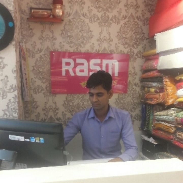 Post image Rasm Sarees  has updated their profile picture.