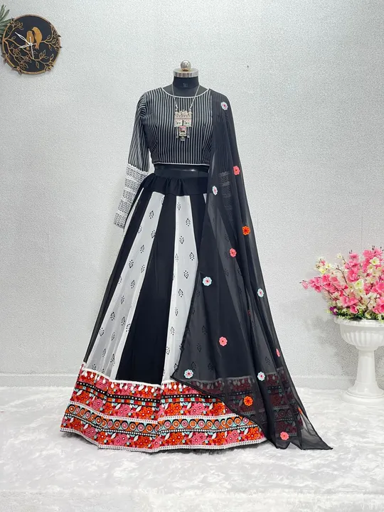NAVRATRI SPECIAL BLACK AND WHIT GAMTHI WORK WITH DIGITAL PRINTED REAL MIRROR WORK LEHENGAS CHOLI WIT uploaded by Shreeji fashion on 8/16/2023