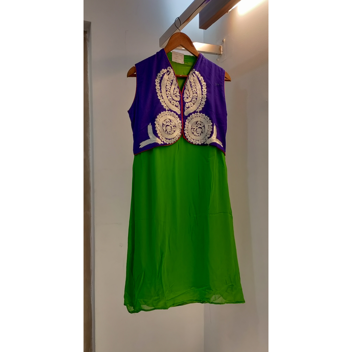 Short kurti in georget  uploaded by Dulhan's Designer Boutique  on 8/16/2023