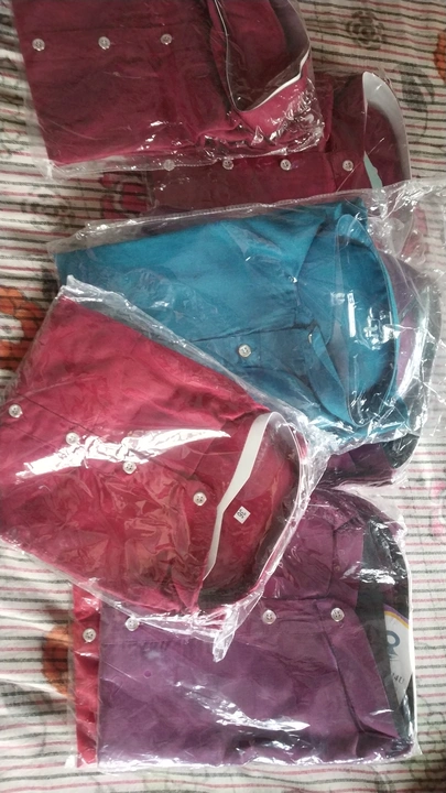 Post image Very bad experience,i got different size product and pajama missing with kurta. I have ordered XL and XXL sizes but received S,M,L size only