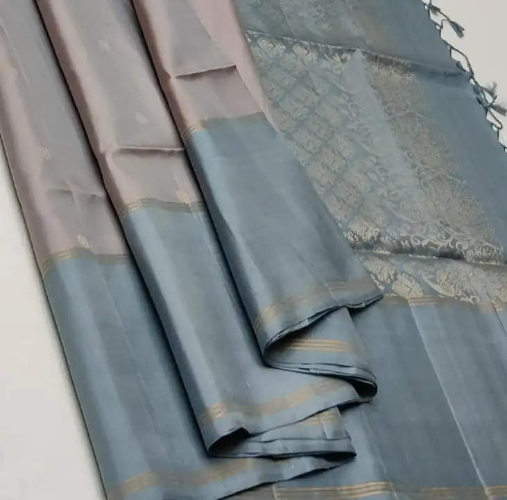 Handloom soft silk sarees uploaded by Ruthran silks on 8/17/2023