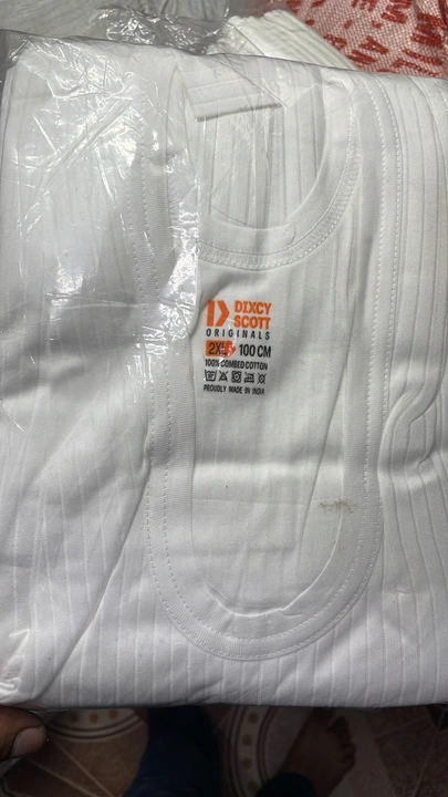 Parker vest men XL XXL uploaded by China Importer(I.H DELHI) on 8/17/2023