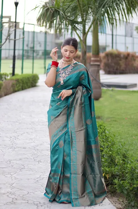 Banarasi soft silk saree uploaded by business on 8/17/2023