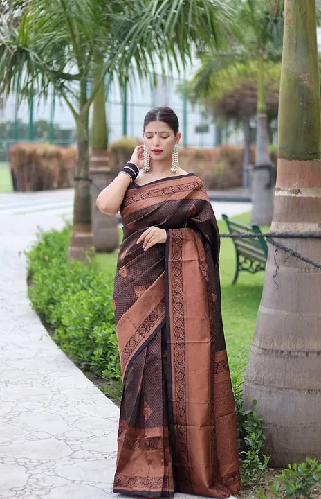 Banarasi soft silk saree uploaded by Kasturi Trendz on 8/17/2023