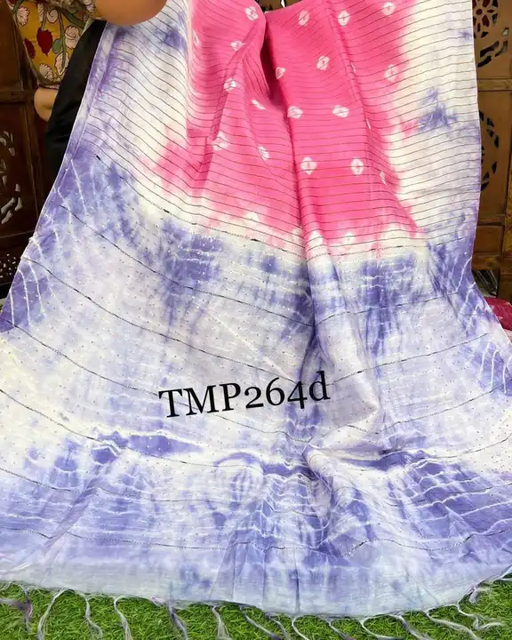 Tye dye saree uploaded by WeaveMe India on 8/18/2023