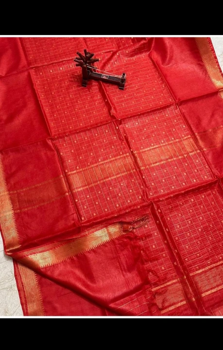 REDDISH ZARI WEAVING BOOTA DESIGN SAREE  uploaded by S.N.COLLECTIONS  on 8/19/2023