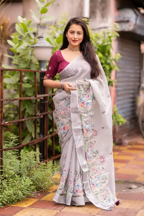 Linen saree uploaded by SAURYA EXPORT on 8/20/2023
