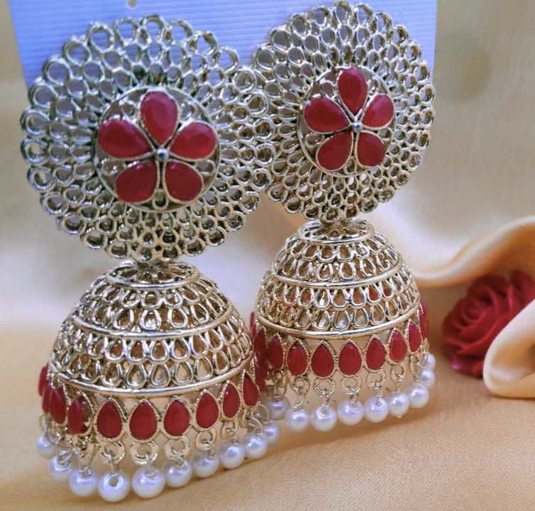 Beautiful earrings uploaded by business on 3/19/2021