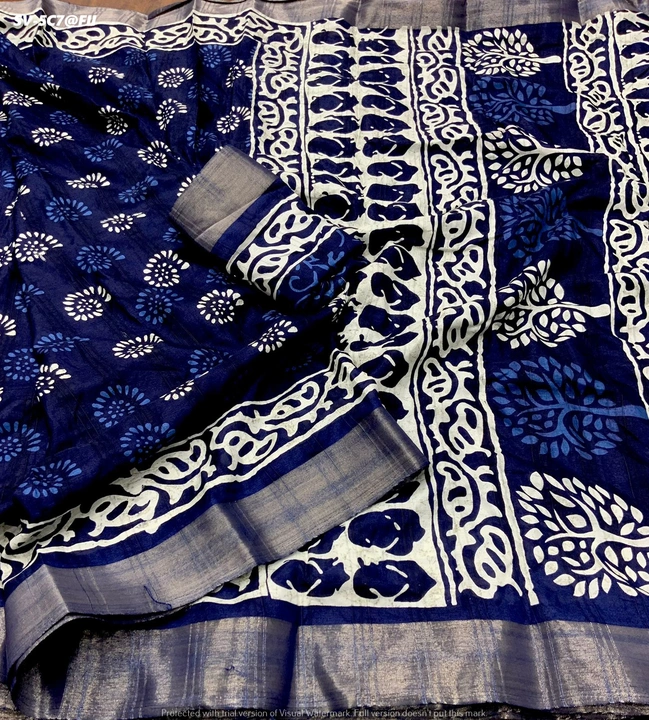 Soft silk slub woven saree with batik design uploaded by Suyukti Creation on 8/21/2023