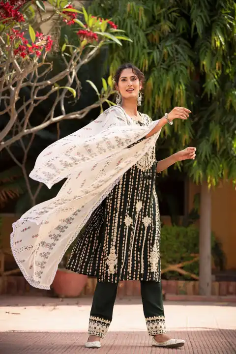 Cotton set uploaded by Pooja Fashion on 8/21/2023