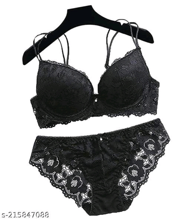Lace paddad bra panty set uploaded by business on 8/21/2023