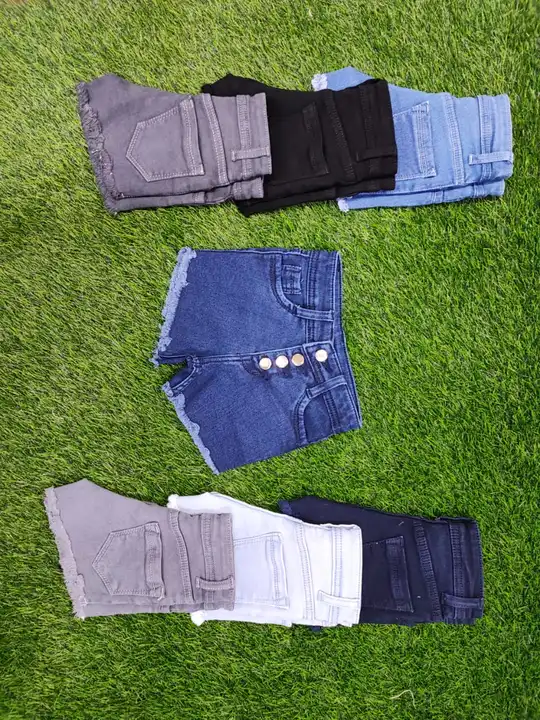 Product uploaded by Ladies Jeans Manufacturer on 8/22/2023