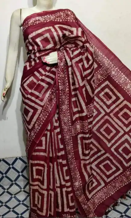 Batik print saree  uploaded by business on 8/22/2023