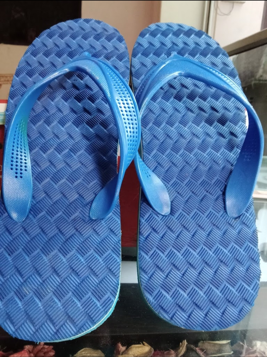 Slippers  uploaded by Sai footwear  on 8/23/2023