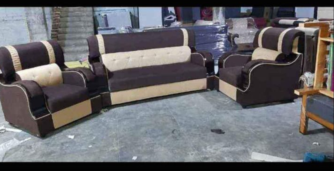 China handle sofa set  uploaded by Hardee's sofa maker's on 8/23/2023