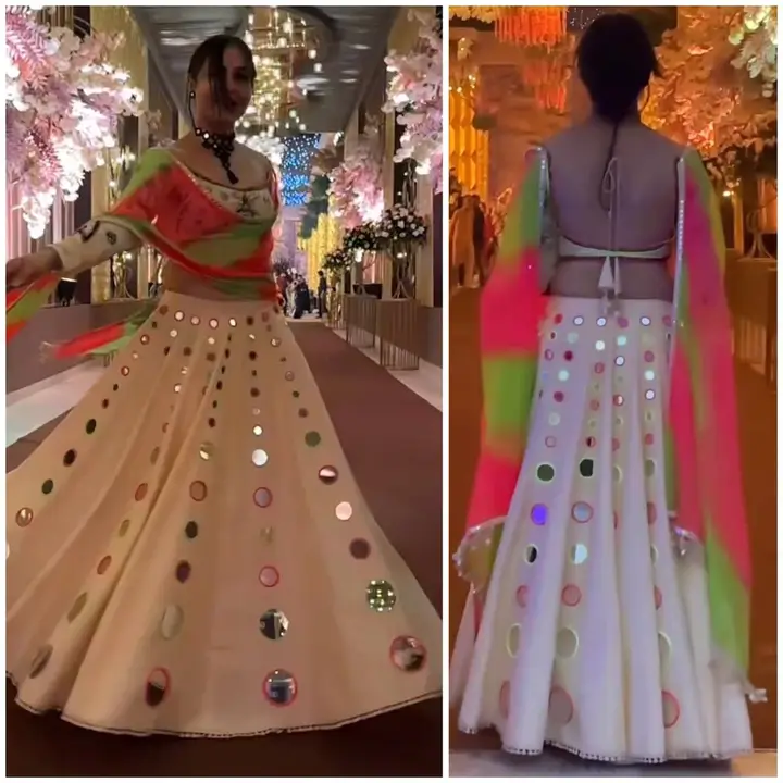 PRICE
1480/- ( INCLUDING 12% GST)

SINGLES AVAILABLE

RBD - 1544

*👗*LEHENGA DETAILS*👗*
👉*Lehenga uploaded by Aanvi fab on 8/23/2023
