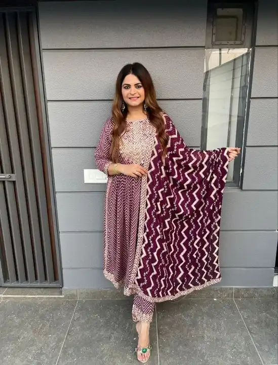 Beautiful Rayon Fabric zigzag Printed Straight Kurti Naira Cut With Pant And Printed Dupatta 3pis se uploaded by business on 8/25/2023