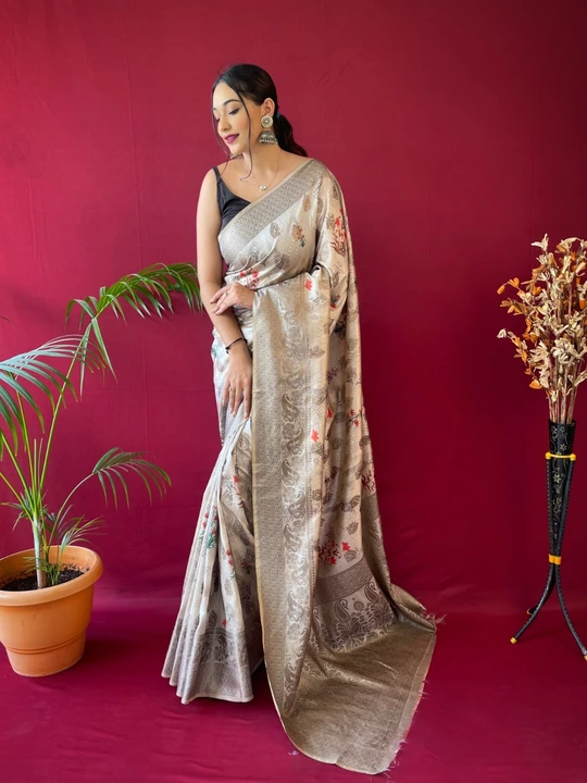 Soft silk saree  uploaded by business on 8/25/2023