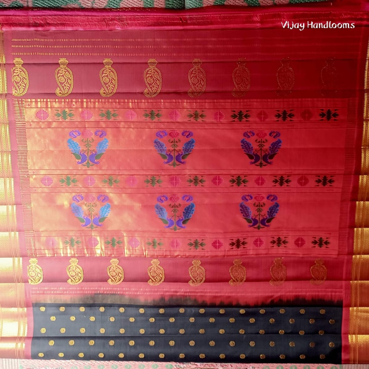 Product uploaded by Gadwal & paithani handloom silk sharres on 8/25/2023