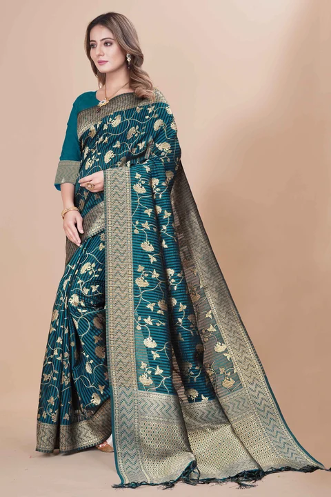 South New Jecard Saree uploaded by DH BROTHERS HUB on 8/26/2023