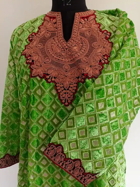 Kashmiri Tilla pheran uploaded by Exotic crafts by aamir on 8/27/2023