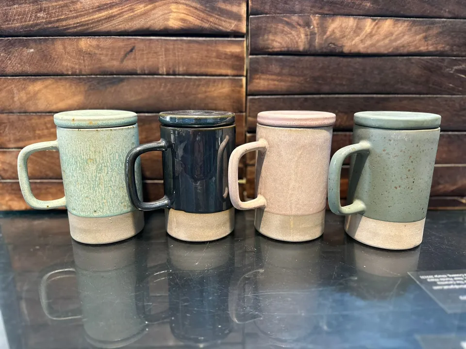 Ceramic mugs with lid  uploaded by business on 8/27/2023