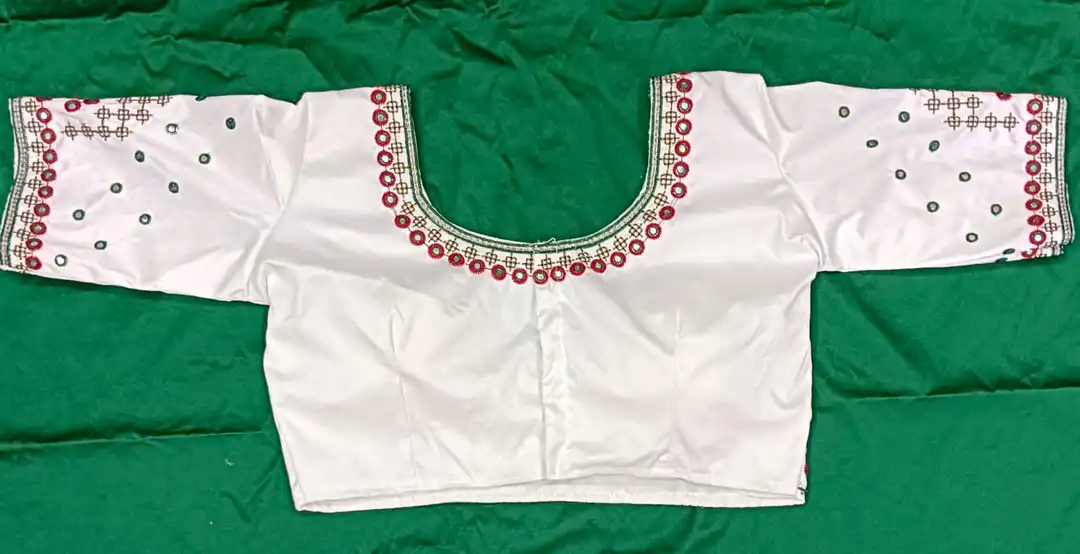 Product uploaded by SHREE HARSIDDHI FASHION on 8/28/2023