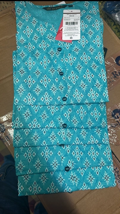Post image I want 10 pieces of Kurti at a total order value of 950. I am looking for I am looking for only Avaasa kurtis only branded Not for non Branded . Please send me price if you have this available.